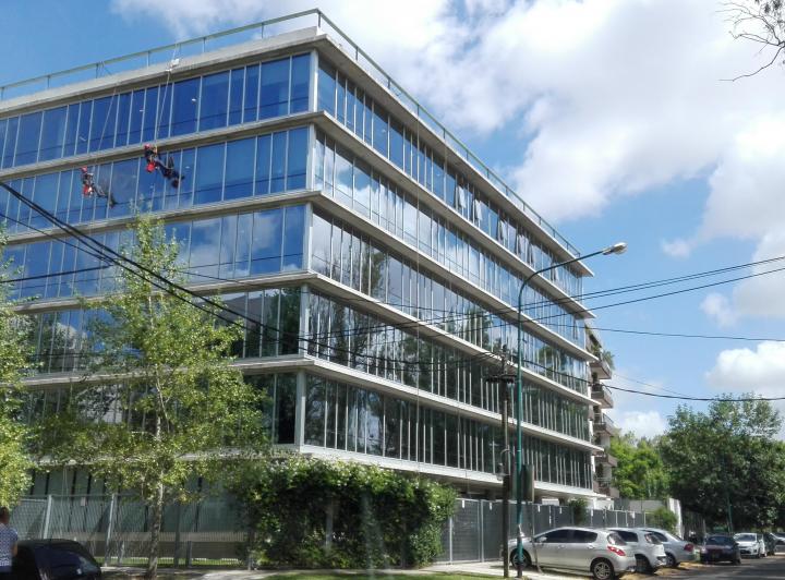 Oficina comercial · 486m² · 8 Cocheras