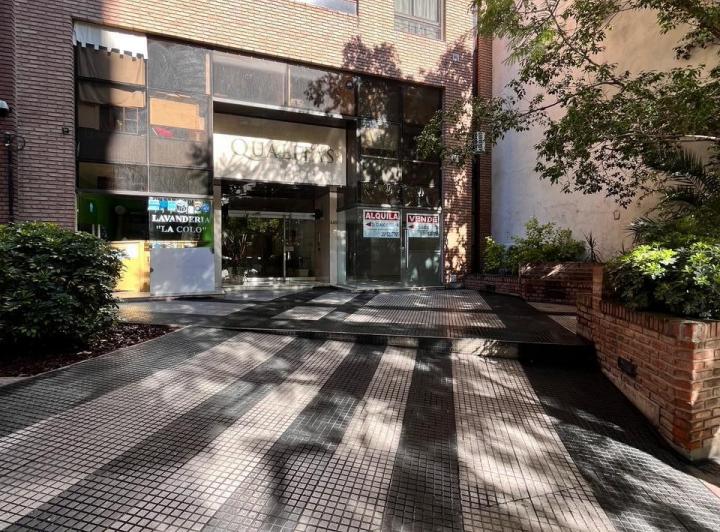 Local comercial · 60m² · 6 Ambientes