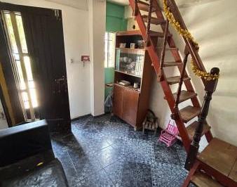 Casa · 97m² · 5 Ambientes · Financia!, Venta Casa Multifamiliar en Villa Celina