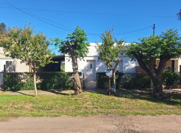Casa · 83m² · 4 Ambientes · Casa en Venta Villa Alsina, Baradero, Estrada 240