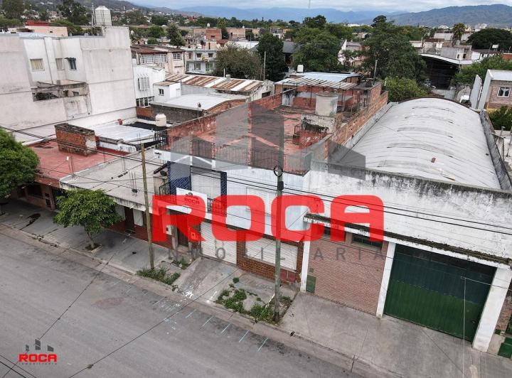 Casa · 372m² · 10 Ambientes · 2 Cocheras