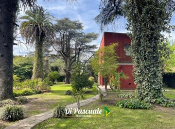 Quinta vacacional · 220m² · 6 Ambientes · Venta Casa Quinta con Hermoso Parque de 2.250 m² Sobre Ruben Dario - La Reja Sur