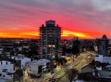 Departamento de 2 ambientes, San Isidro · Excelente 2 Amb, Vista Unica, C/coch, S. U. m. Terraza Balcon Aterrazado