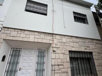 Casa de 4 ambientes, Córdoba · Alta Córdoba Excelente Ubicación Avellaneda 1888