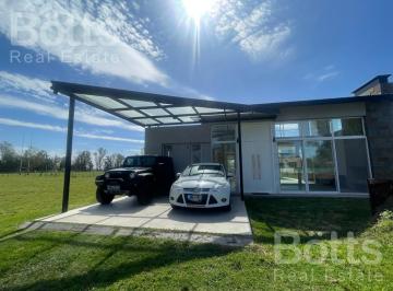 Casa · 150m² · 3 Ambientes · 1 Cochera · Casa en Venta Barrio Privado Lomas Athletic Club Golf