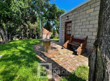 Casa de 5 ambientes, Resistencia · Casa de Campo en Barrio Cerrado Ubicado en Tirol, Chaco