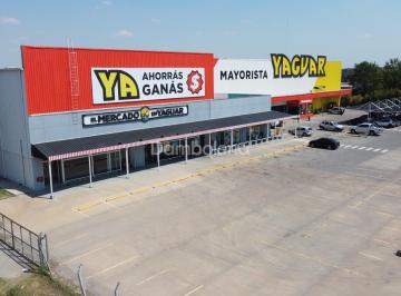 Local comercial · 139m² · 1 Cochera · Local en Alquiler en Moreno, G. B. a. Zona Oeste, Argentina