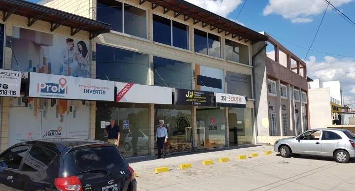 Local comercial · 72m²