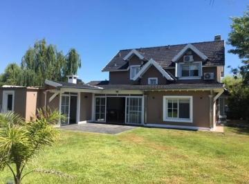 C21-043-35145_3 · Venta Casa Echeverria del Lago