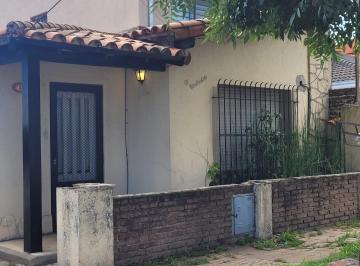 PH de 3 ambientes, Quilmes · Alquiler 3 Amb con Patio Quilmes Oeste Centro