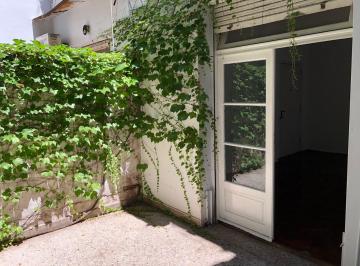 Departamento de 2 ambientes, Barrio Norte · Malabia 2300 - 2 Amb Lum - Excelente Pb con 2 Patios. - Cochera Optativa