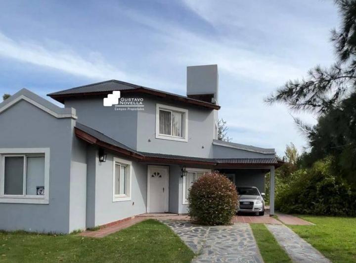 Casa · 75m² · 4 Ambientes · 1 Cochera