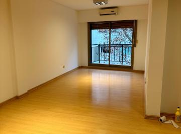 Departamento · 71m² · 3 Ambientes · 1 Cochera - Martin Epelbaum · Dueño Alquila!, Excelente Zona, Dpto Amplio de 3 Ambientes con Cochera
