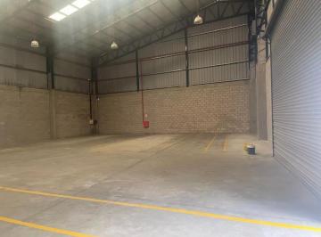 Depósito · 411m² · 4 Cocheras · Alquiler Deposito de 411 m² en Moreno