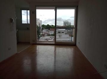 Departamento de 1 ambiente, La Plata · Monoambiente con Pequeño Balcón en 12 Nro 169 E/ 34 y 35