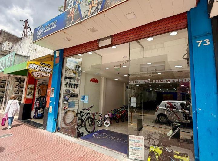 Local comercial · 268m²