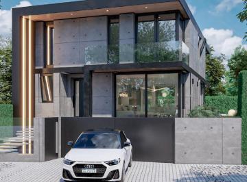 Casa de 6 ambientes, San Isidro · Proyecto "Luxury Residenses" en La Horqueta