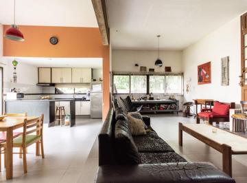 Casa · 380m² · 7 Ambientes · 3 Cocheras · Venta Casa en Lagomar Sur - 3 Dorm. y Garaje