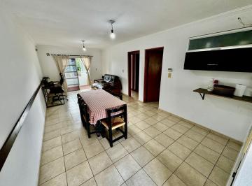 Departamento · 70m² · 3 Ambientes · 1 Cochera · Departamento en Venta de 2 Dorm. 2 Baños