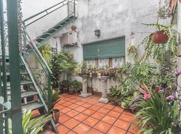 PH · 70m² · 4 Ambientes · PH en Venta de 4 Ambientes en Villa Lugano con Patio y Terraza con Parrilla