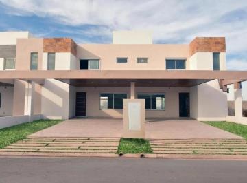 PH · 180m² · 4 Ambientes · 4 Cocheras · Venta Duplex - Manantiales - Prados - 3 Dorm. - 3 Baños