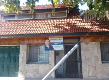 PH · 101m² · 4 Ambientes · PH en Lomas de Zamora 3 Dorm. y Cochera
