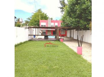 Casa · 120m² · 4 Ambientes · 6 Cocheras · Venta Amplia Casa de 4 Amb 2 Baños Pileta - 400 m²
