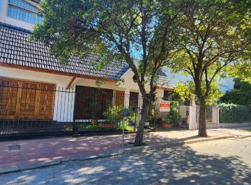 Casa de 12 ambientes, Córdoba · Barrio Crisol Apta Banco Excelente Inmueble Financiacion Propia