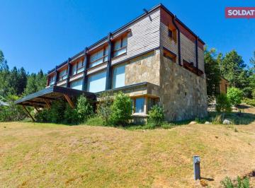 Casa · 480m² · 9 Ambientes · 1 Cochera · Casa en Venta en Chapelco Golf & Resort, San Martin de Los Andes