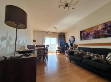 Departamento de 4 ambientes, Floresta · Departamento 4 Ambientes 2 Baños