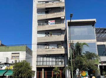 Garage , Lomas de Zamora · Cochera Descubierta en El Centro de Banfield.