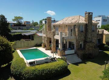 BPV-BPV-9684_2 · Casa en Venta en El Chorro Cerca del Mar