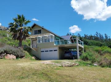 Casa de 5 ambientes, Mar del Plata · Casa Quinta de 4.5 Ha Al Pie de La Sierra en La Peregrina