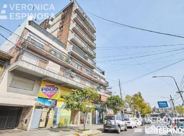 Departamento · 80m² · 4 Ambientes · Departamento de Cuatro Ambientes en Venta, Castelar.