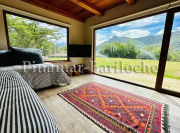 Casa 430m² Alquiler Temporal Arelauquen Golf & Country Club · 826 Arelauquen Alquiler en Bariloche 6 Dorm. 5 Baños y Toilette