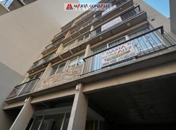 Departamento · 48m² · 2 Ambientes · A Estrenar Excelente Semipiso Super Centrico