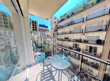Departamento · 66m² · 3 Ambientes · Venta Depto 3 Amb Al Frente en 7 Mo Piso, Super Luminoso y Amplio