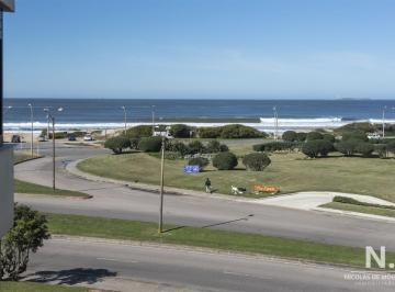 Foto1 · Apartamento en Venta de 2 Dorm. en Edificio Panorama, Punta del Este