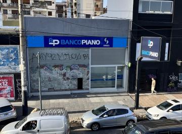 BAT-BAT-3256_2 · Local. | Av Rivadavia Al 14300