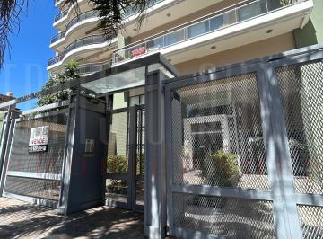 Departamento de 4 ambientes, Quilmes · Alquiler Piso 4 Ambientes con Cochera. Quilmes Centro.