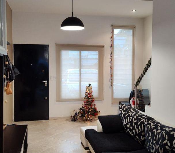 Casa · 75m² · 3 Ambientes · 1 Cochera