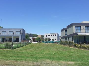 Terreno · 555m² · Terreno en Pilar del Este