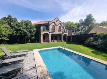Casa · 348m² · 5 Ambientes · 5 Cocheras · Casa de 5 Ambientes Playroom con Cochera en Venta en Santa Rita, Las Lomas de San Isidro