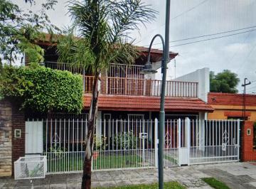 Casa · 264m² · 4 Ambientes · 2 Cocheras · Casa de 4 Ambientes en Venta en San Fernando