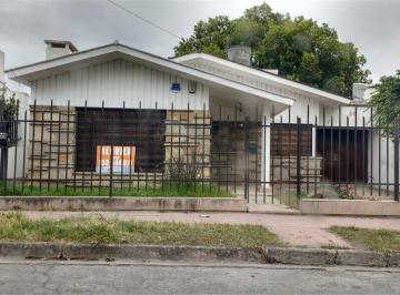 Casa · 200m² · 4 Ambientes · 1 Cochera · Para El 1/10 B°parque Velez Sarsfield 3 Dorm Casi B Ferrer