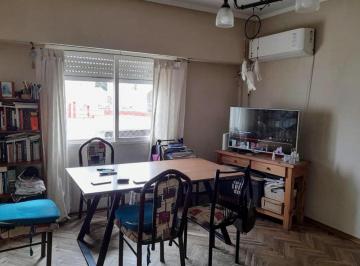 Departamento de 3 ambientes, Morón · Chile 90. Venta Departamento. Villa Sarmiento
