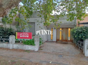 Casa · 296m² · 3 Ambientes · Casa en Lomas de Zamora Este