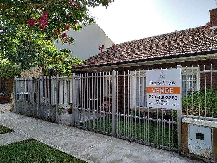 Chalet 3 amb, 110m² con pileta y garaje — Guemes