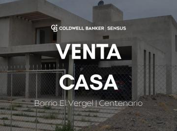 Casa · 360m² · 6 Ambientes · 4 Cocheras · Casa en Barrio Privado El Vergel Centenario
