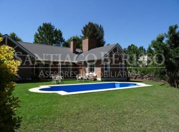 Casa · 200m² · 5 Ambientes · 1 Cochera · Casa en Venta en El Jagüel del Monte, Campana, G. B. a. Zona Norte